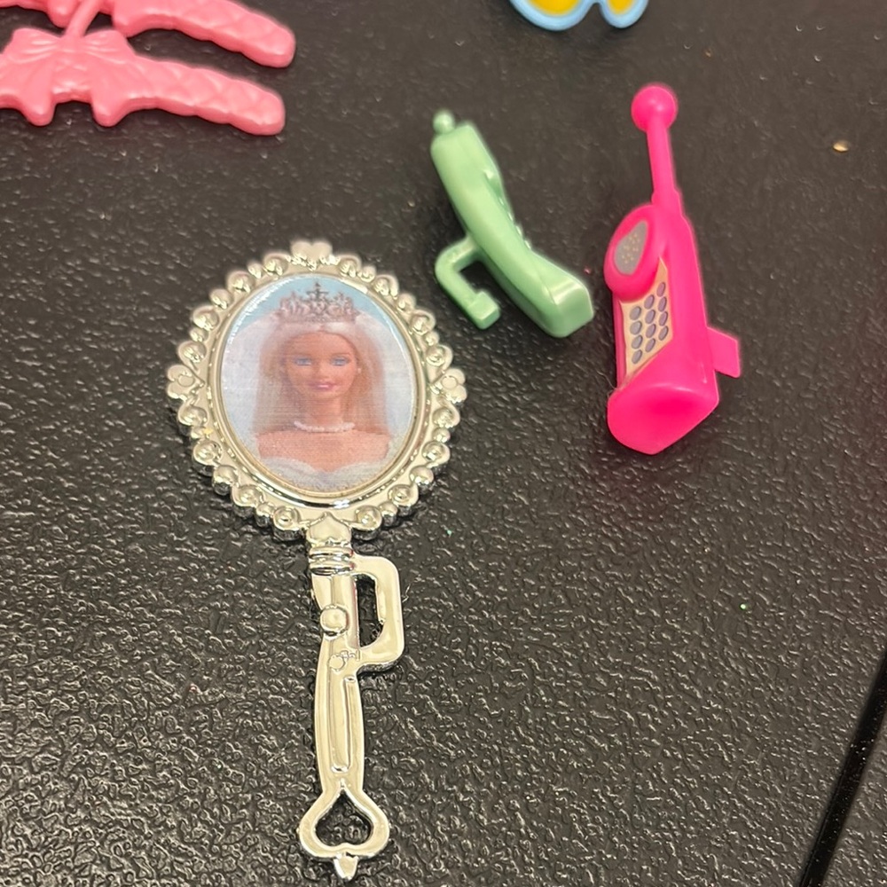 Barbie Colorful Toy Accessory Set - Picture 10 of 16